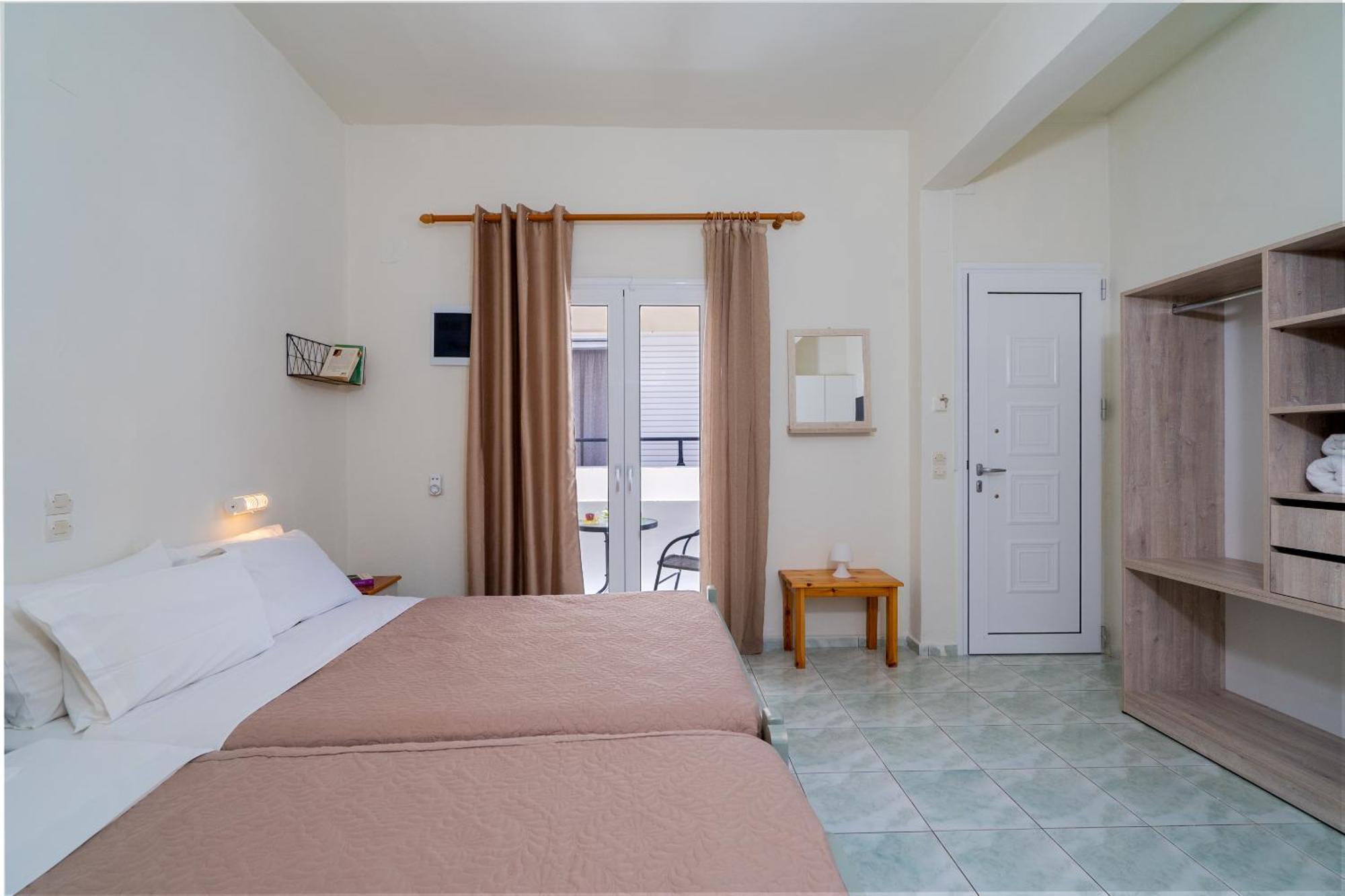 Giant Woman Apartment Tsoutsouros  Luaran gambar