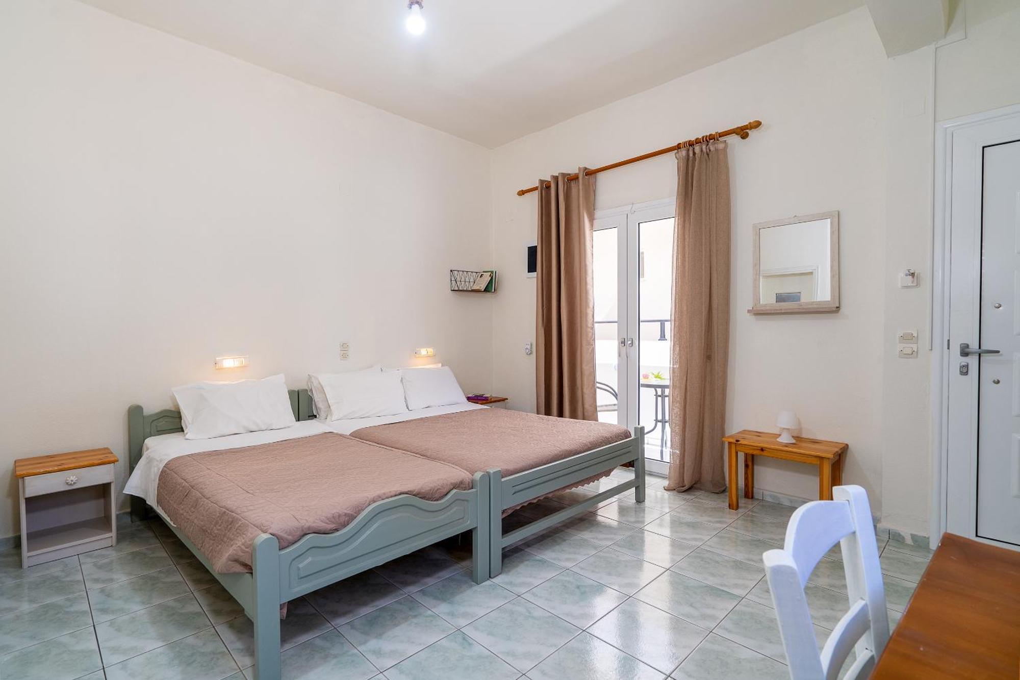 Giant Woman Apartment Tsoutsouros  Luaran gambar