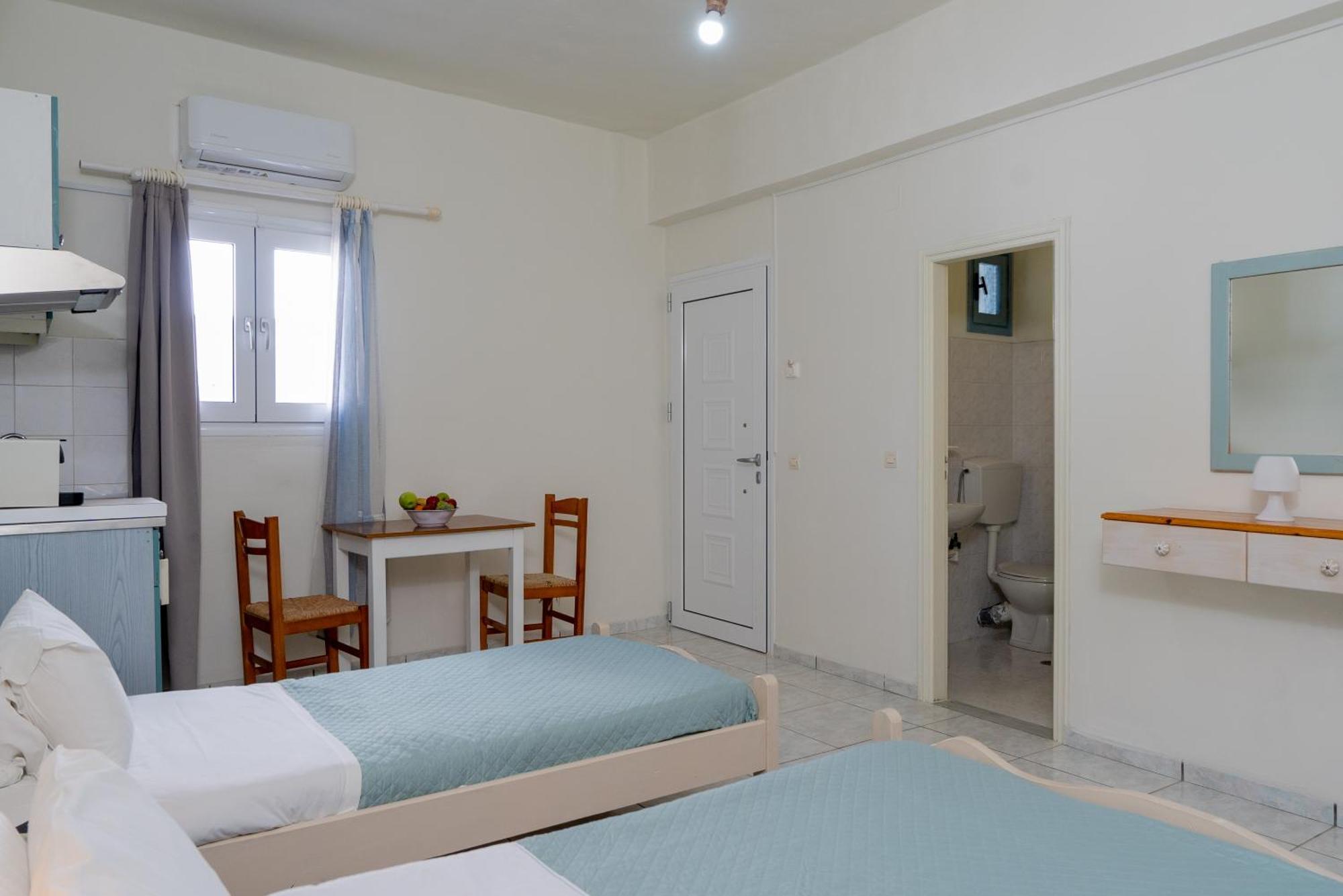 Giant Woman Apartment Tsoutsouros  Luaran gambar