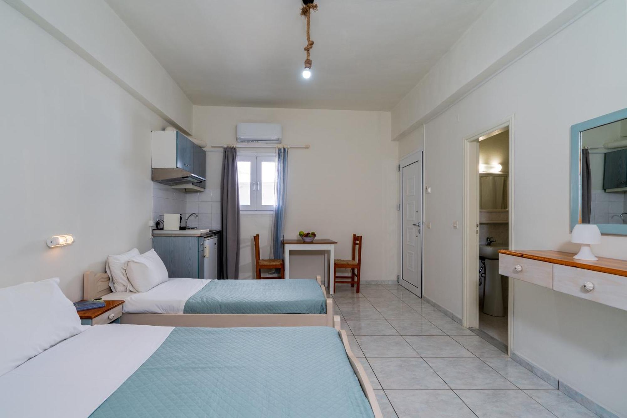 Giant Woman Apartment Tsoutsouros  Luaran gambar